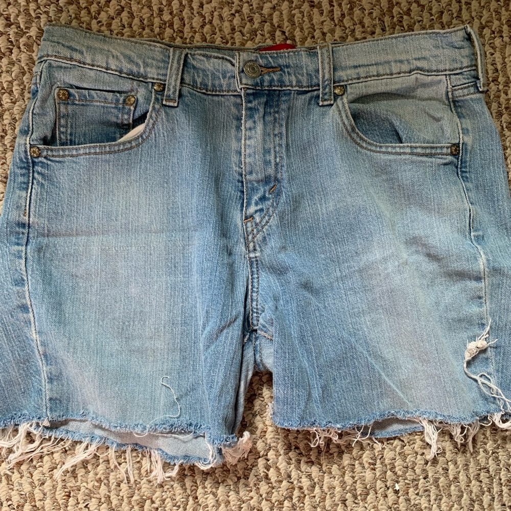 Levi’s jean shorts